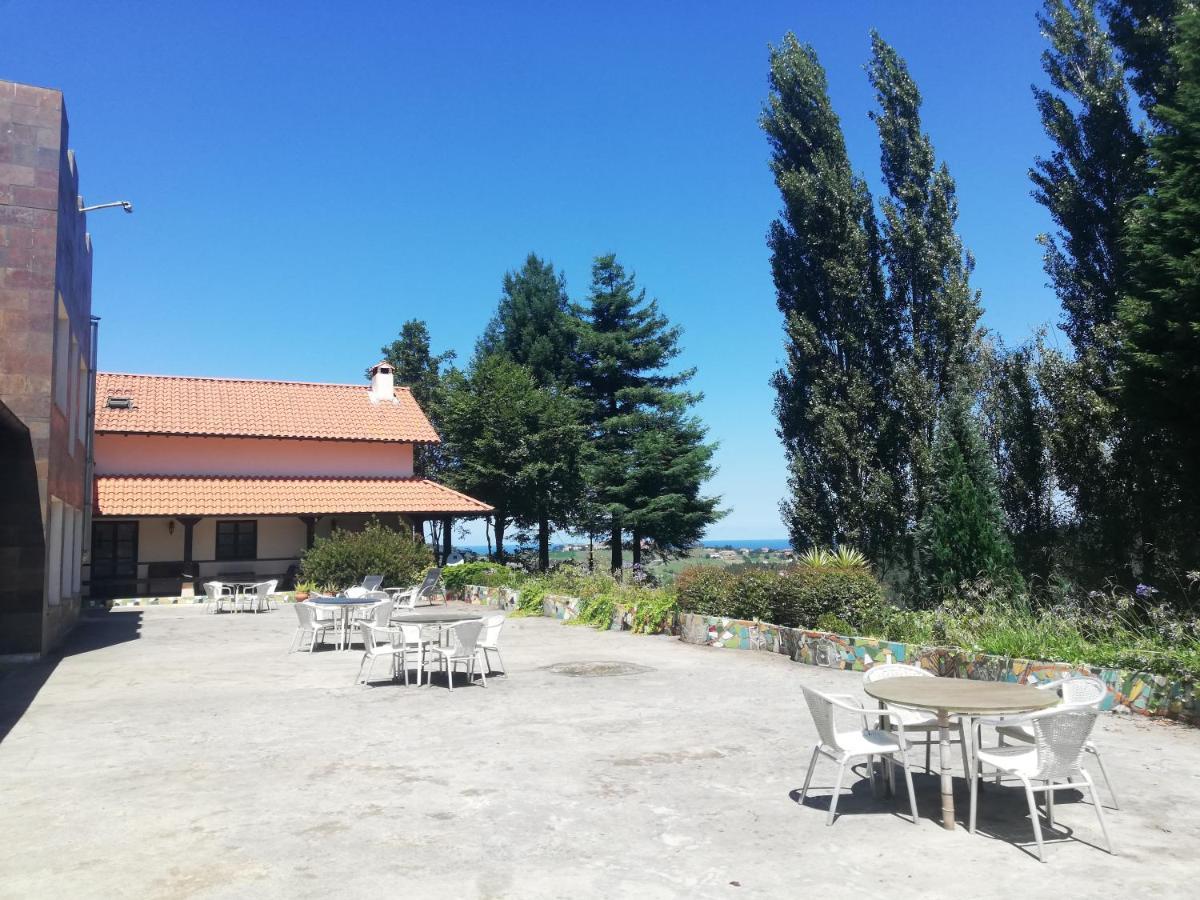 Posada Torre Del Milano Comillas Εξωτερικό φωτογραφία